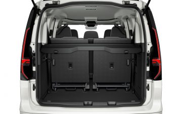 Rent Volkswagen Caddy Maxi Life 7 seat DSG 